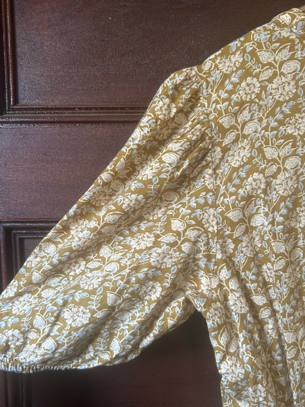 Faherty Havana Dress in Golden Theodora Floral - Picture 9 of 9